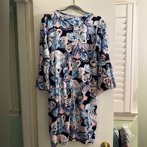 Lilly Pulitzer ¾ sleeve dress - Picture 2 of 3